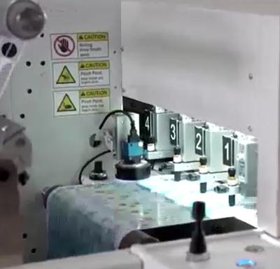 China Digital Label Die Cutting Laminating Machine 4 PCS Cutting Blades for sale