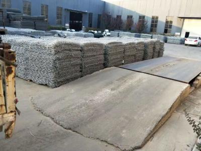 China Weaving Gabion Basket Mesh With Tensile Strength 350-550N/Mm2 Sale for sale