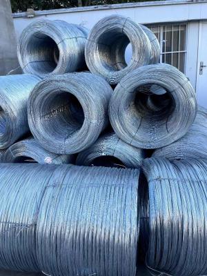 China Revestimiento de zinc con malla de gavión blanca fuerte y duradera 40-400 g/m2 Diámetro de alambre 1,8 mm-4 mm en venta