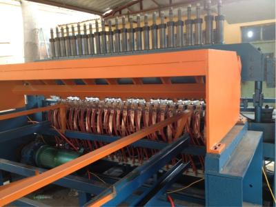Chine Mesh Welding Machine de renfort pneumatique 2600mm pour le plancher de construction civil de poutre à vendre