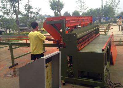 China 75times/Min Fence Mesh Welding Machine DZ1500 simple maintenance For Construction for sale