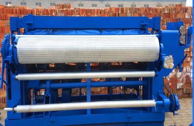 China Smooth / Tidy Mesh Electric Welded Mesh Machine 1.5T 2.2kw 1 Inch Aperture 0.65mm for sale