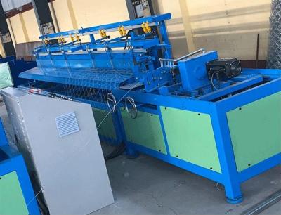 China Automatic Double Wire Chain Link Fence Machine PLC Control 4m Length for sale