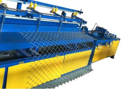 China Galvanized Wire Chain Link Fence Machine for sale