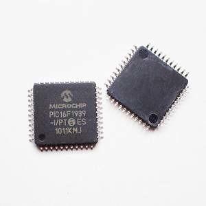 China 32-Bit Power Management Integrated Circuits Microcontroller SAK-TC399XP-256F300S for sale