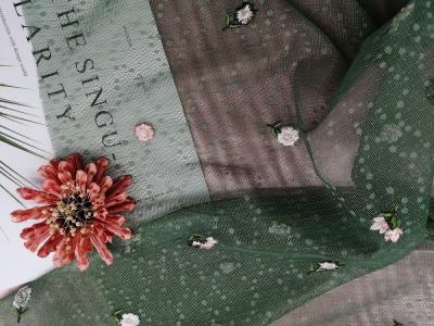 Китай Ткань Тюль 49 дюймов флористическая вышитая АЗО освобождает продается