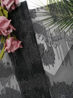 China Línea geométrica metálica negra tela bordada de plata de Lurex del cordón en venta