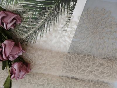 China Haga a ganchillo la tela de Tulle Mesh Swiss Floral Lace Applique en venta
