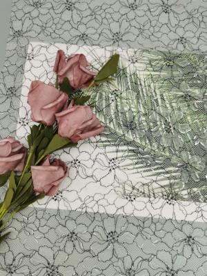 Chine 142CM partout dans la broderie argentée de contraste de polyester d'équilibre floral suisse de dentelle à vendre