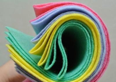 China Absorção de água não tecida perfurada agulha personalizada da preservação do calor da tela à venda