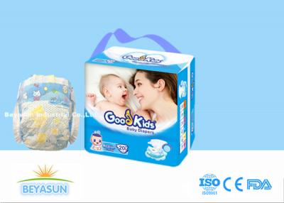 China Pañales disponibles respirables de los pañales infantiles del bebé de la etiqueta privada para la piel sensible en venta