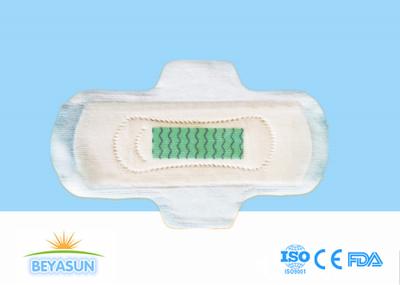 China Day / Night Ladies Sanitary Napkins High Absorbent For Healthy Care for sale