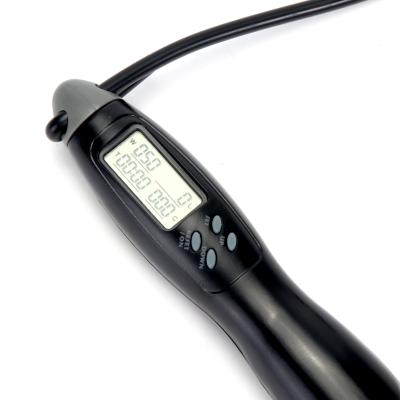 China Fitness Jump Rope Adjustable Rope Length JP-100 LCD Counter Panel Skipping Rope For Fitness Exercise for sale