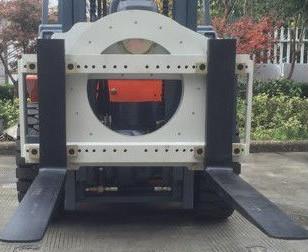 Chine accessoires de sécurité de chariot élévateur de bride de rotateur de chariot élévateur de boîte de 3000kg 3500kg à vendre
