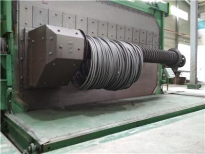 China limpieza con poco carbono de la bobina del alambre de acero de la máquina industrial del chorreo con granalla 15min/cycle en venta