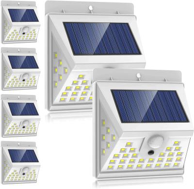 China 3 Modes IP65 3.7V Outdoor Solar Spot Lights Waterproof Heat Resistance for sale