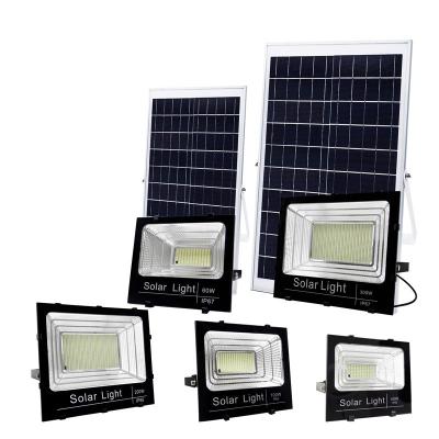 Chine 5100 économie d'énergie à télécommande solaire de lumière d'inondation des lumens 100w LED à vendre