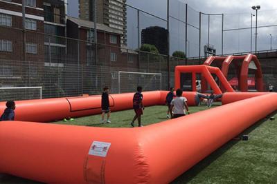 中国 Inflatable Football Pitch | Inflatable Football Field | Inflatable Football Court 販売のため