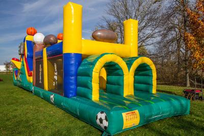 Китай Giant Inflatable Obstacle Courses Customized Bouner Obstacle Course Races For Rental продается
