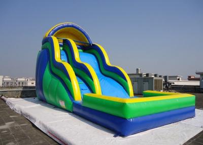 China Diapositiva de salto gigante inflable comercial de la onda de la torsión del tobogán acuático con la piscina 18 * los 8m en venta