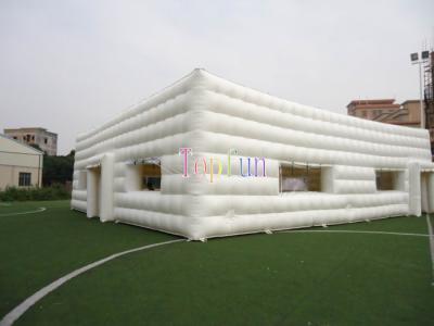 中国 レンタル ビジネスのための商業明確で膨脹可能な芝生のテント/屋外の爆発ショーのテント 販売のため