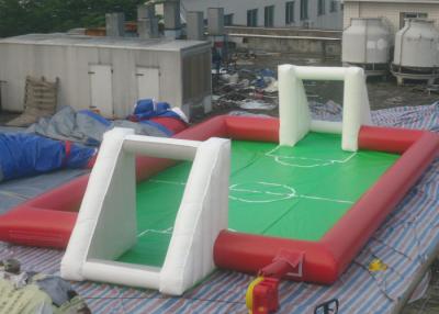China Jogos dos esportes do futebol de Standar/material desportivo infláveis campo de futebol com para divertimento da família à venda