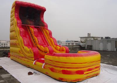 China Tobogán acuático inflable gigante con la piscina para el barco pirata inflable de la diversión de los niños/de los adultos en venta