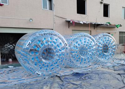China Bola de rodillo inflable del agua del cilindro del Pvc de 0,8 milímetros, rodillo que camina del agua en venta