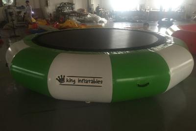 China Custom Commercial Inflatable Water Trampoline Toys Floating Jumping Bed for sale