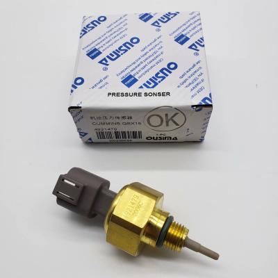 中国 OUSIMSA Electronic Oil Pressure Sensor 4921479 Auto Engine Temperature Sender For CUMMINS QSX15 販売のため