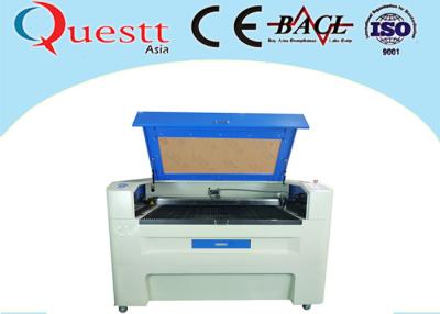 Chine ligne largeur de la machine de gravure de laser du CO2 130W 0.05mm avec l'attachement rotatoire à vendre