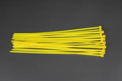 China Uno mismo que cierra la atadura de cables plástica 3*60-200 milímetro de las bridas de plástico por encargo en venta