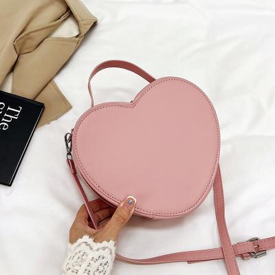 China Red Pink Black Heart Shaped Cosmetic Bag Personalized Travel Make Up Brush Beauty Pouch for sale
