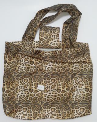 China Waterproof Sexy Folding Shopping Bags Leopard Print Convenient Fold 190T Materials for sale