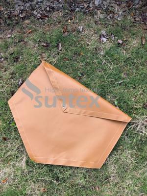 China Silicone Fire Pit Mat and Fire Blanket Bundle  Fiberglass and Silicone Fireproof Mat for Wood Deck for sale