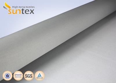中国 溶接の総括的な耐火性のカーテンのための1つのサイド0.65mm PUの上塗を施してあるガラス繊維の生地の銀製灰色 販売のため