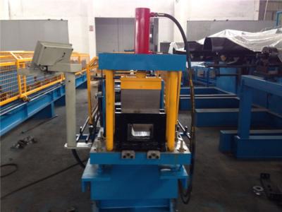 China Gutter Making Machine with Wall Panel Structure Drive By Chain for sale