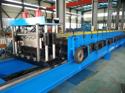 China Rolo de 30KW andares de aço da plataforma do metal da cor que forma a máquina com sistema do rebitamento à venda