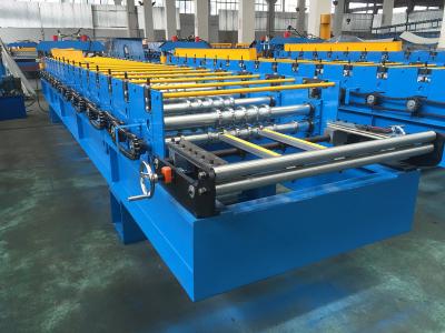 China Manual Decoiler 7.5KW Roofing Sheet Making Machine With Hydraulic Cutting for sale