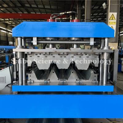 China 22KW X 2 Floor Deck Roll Forming Machine Chains Drive Guide Rail Structure for sale