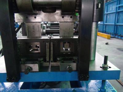 China Drive By Chain C Purlin Roll Forming Machine With Three Punching System for sale