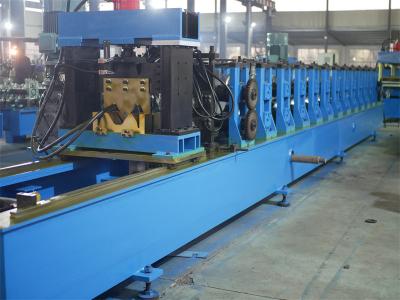 China Gcr15 Material Roller Guardrail Roll Forming Machine 18 Stations Drive by Gear box for sale