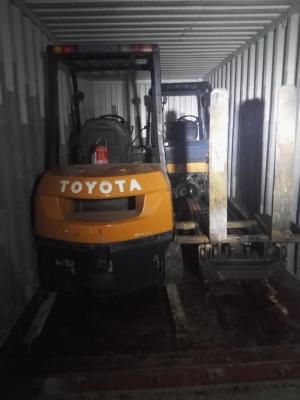 China 2 Units Toyota 3 ton Forklift Sold To Omen for sale