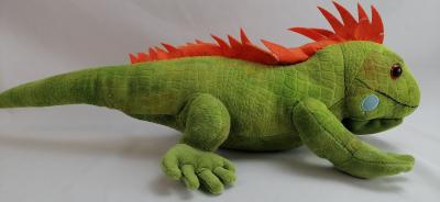 Chine Des échantillons personnalisés de jouets de lézards verts en peluche pour les cadeaux et la décoration intérieure à vendre