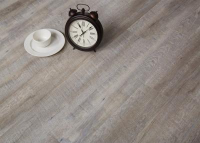 중국 상업적 바닥 오크 6 ×36 라이프트 목제 프랭크 바닥 2.0 밀리미터는 비닐 바닥을 계획합니다 판매용