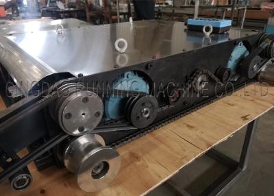 China Conveyor Belt Platen Cleaning Machine With Remote Control zu verkaufen