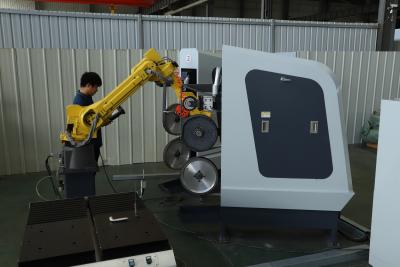 China Célula de pulido robótica impulsada por motor de pasos de AC380V para el grifo en venta