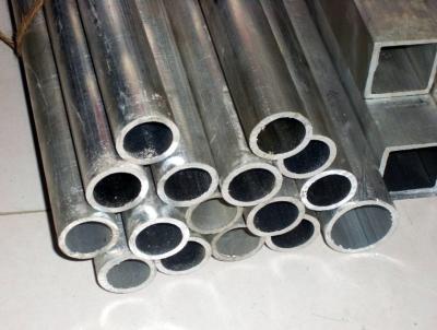 Chine Poids élevé creux en aluminium de la barre 6063 T832 ronde - - bon caractère réalisable de force à vendre