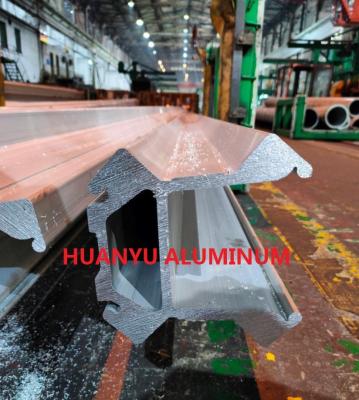 Chine profils expulsés en aluminium de poutre d'alimentation de 7.25M Long TFX 500 pour le soufflage à vendre