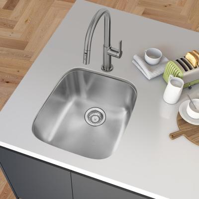 China 22 Gauge SUS304 Stainless Steel Kitchen Sink Single Bowl With Strainer Sewer Pipe for sale